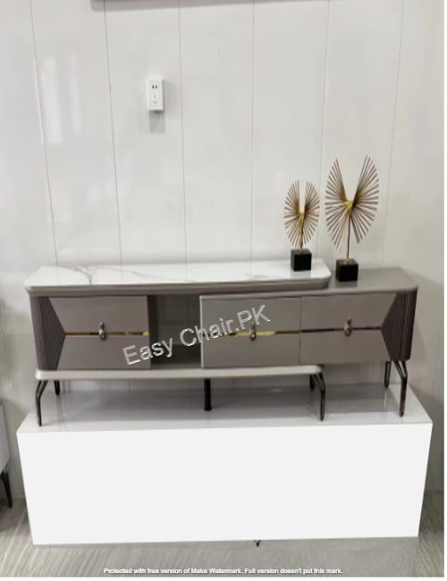 LCD Table 100 – Easy Chair PK